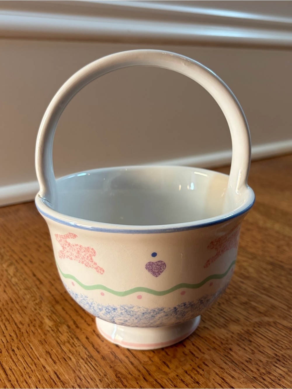 Country Bunnies Ceramic Basket Portugal Hand-Painted Cottagecore Kitchen Easter
